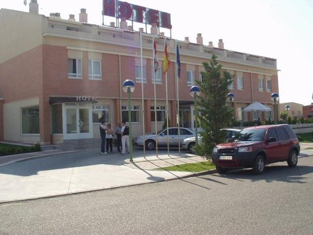 Hotel Ruta Del Duero La Cistérniga Εξωτερικό φωτογραφία